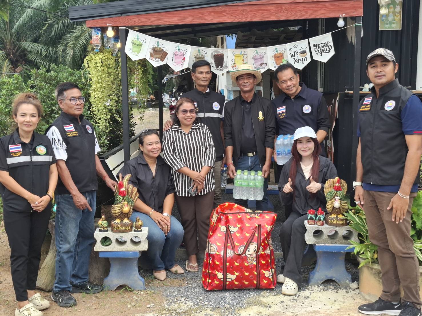 เทศบาลตำบลบางสวรรค์ขอขอบพระคุณผู้ร่วมบริจาค ชุมชนเกาะน้อย ชุมชนใต้โตนทุกท่านไว้นะโอกาสนี้ด้วยนะคะ