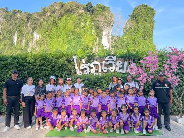 🚩🚩🚩วันศุกร์ที่ 23 มกราคม 2569 ศูนย์พัฒนาเด็กเทศบาลตำบลบางสวรรค์ จัดกิจกรรมทัศนศึกษาแหล่งท่องเที่ยวภายในชุมชน โดยนำนักเรียนศึกษาเรียนรู้ ในวันนี้